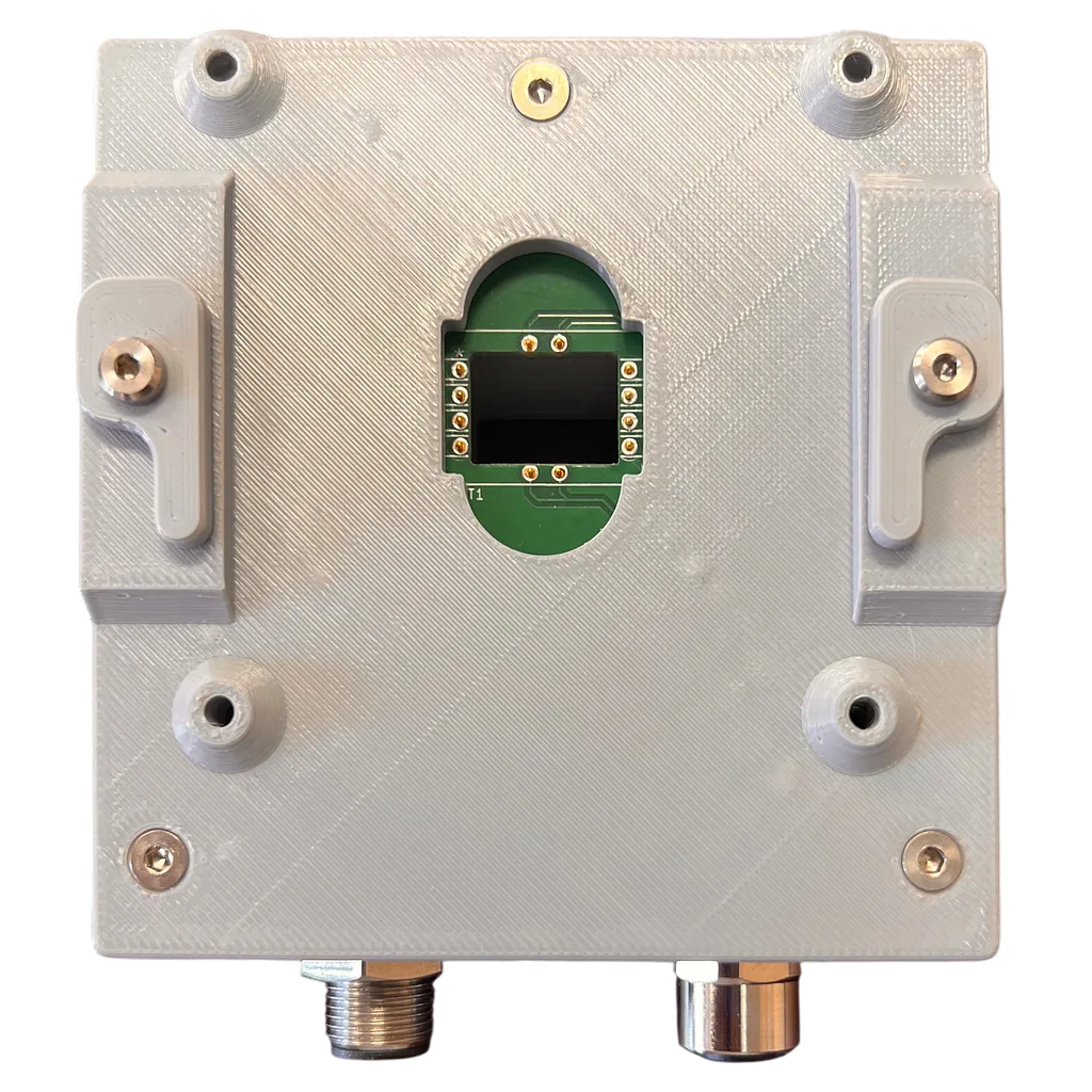 Model SCC-MUX 带 8 通道多路复用器的太阳能电池夹具，非冷却